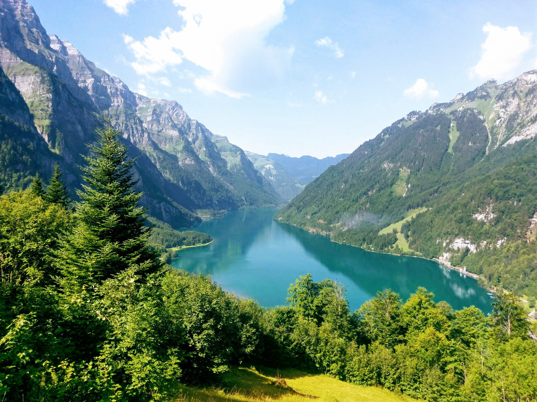 Haslen旅游景点-Klöntalersee
