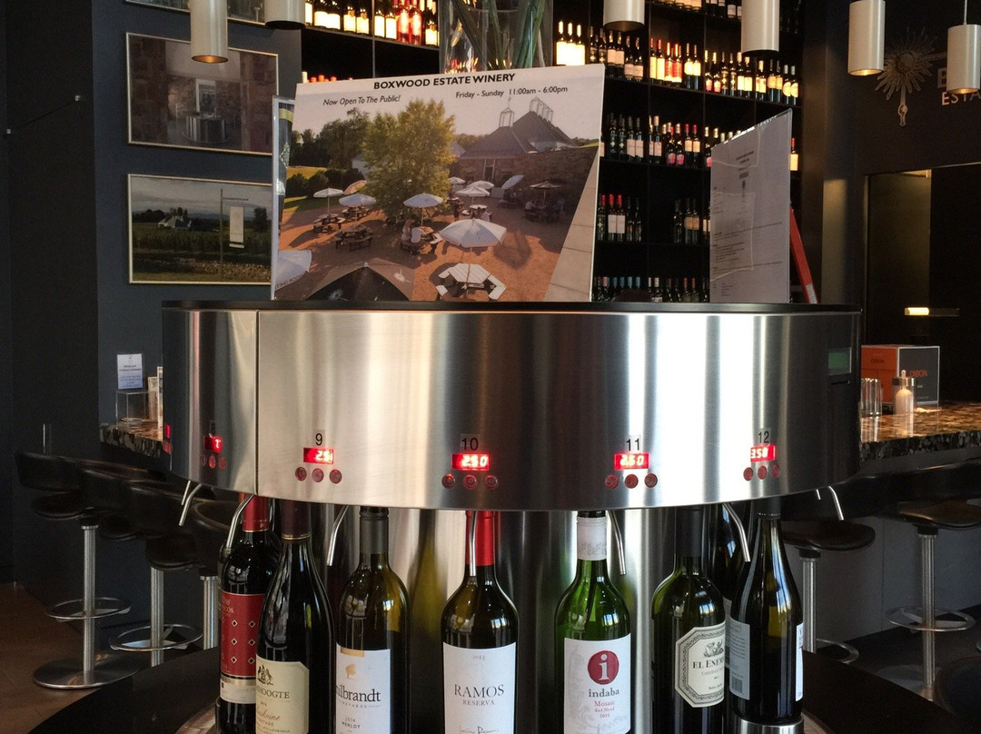 The Tasting Room Wine Bar & Shop景点图片