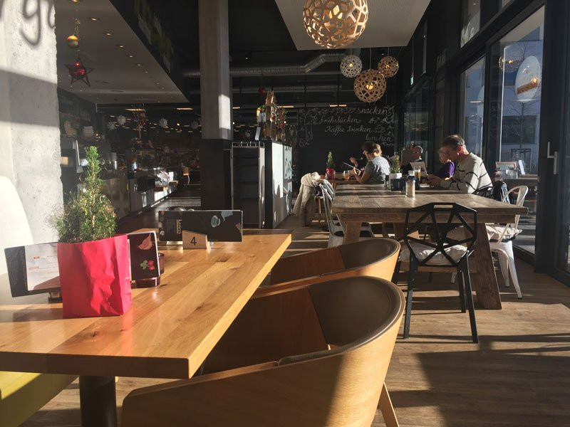 Rummingen餐馆和美食-Backerei und Cafe Organic