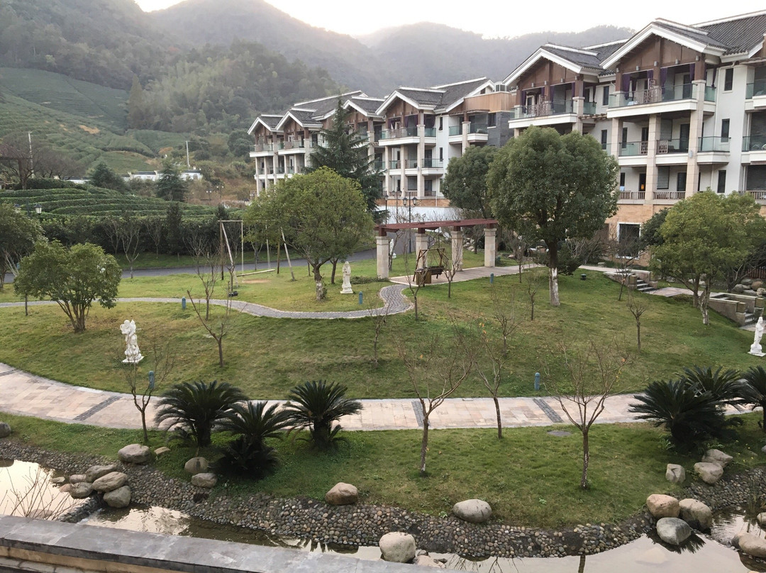 阳明温泉山庄主图