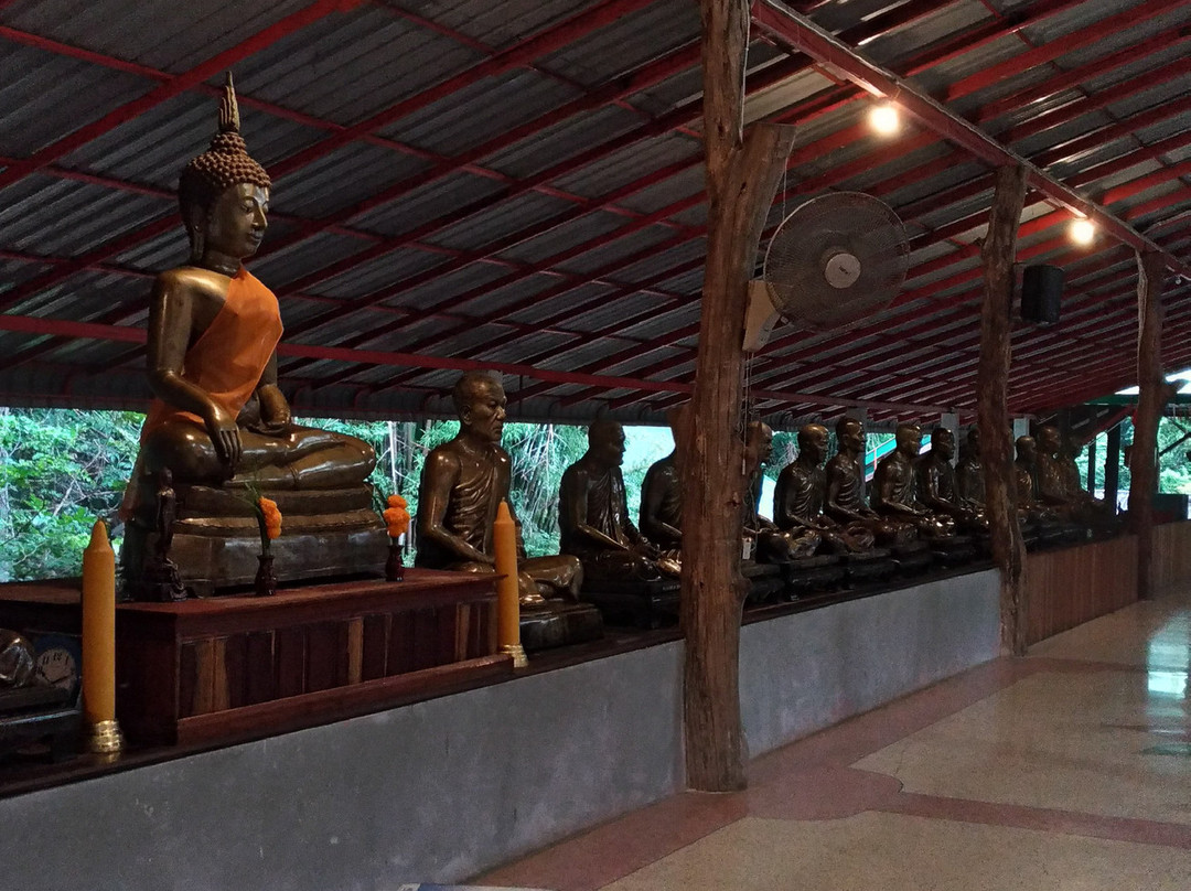 Wat Phu Khao Kaew景点图片