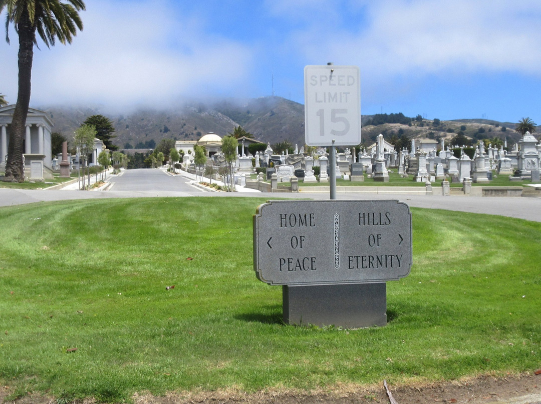 Hills of Eternity Memorial Park-Colma必去景点