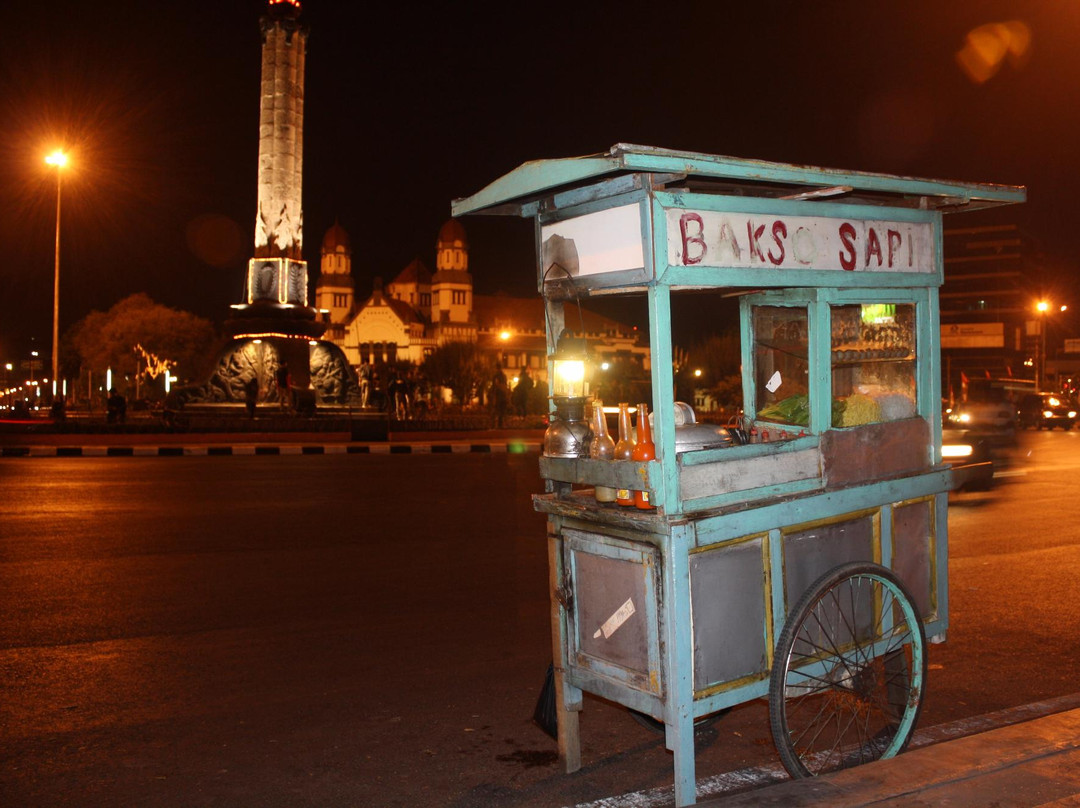 Tugu Muda景点图片