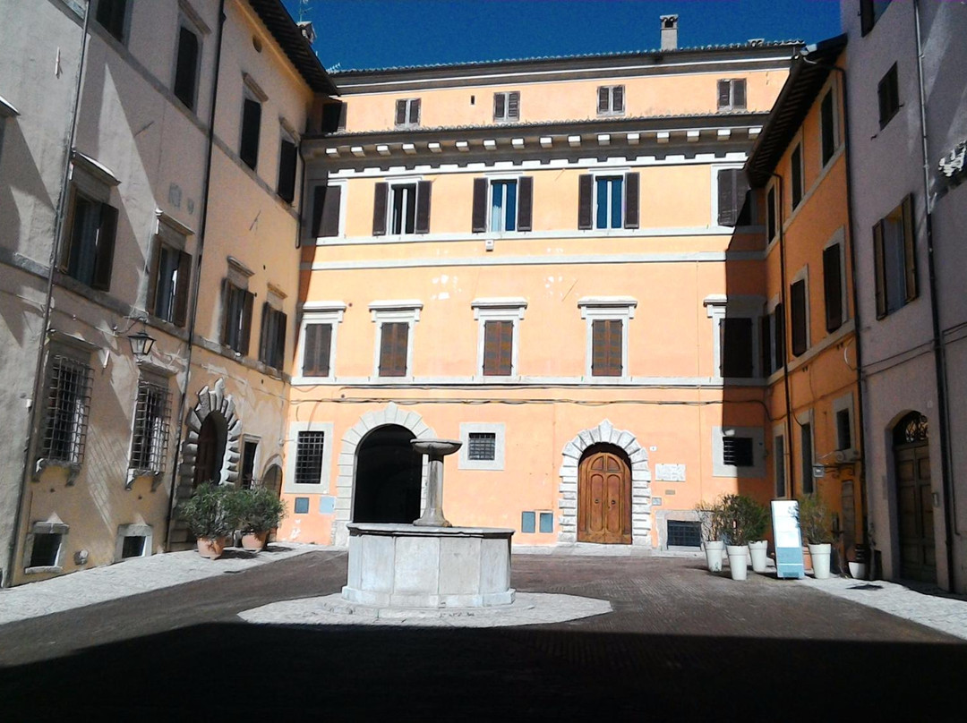 Piazza Fontana景点图片