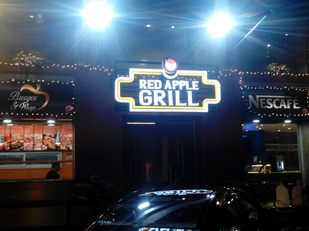 Red Apple Grill