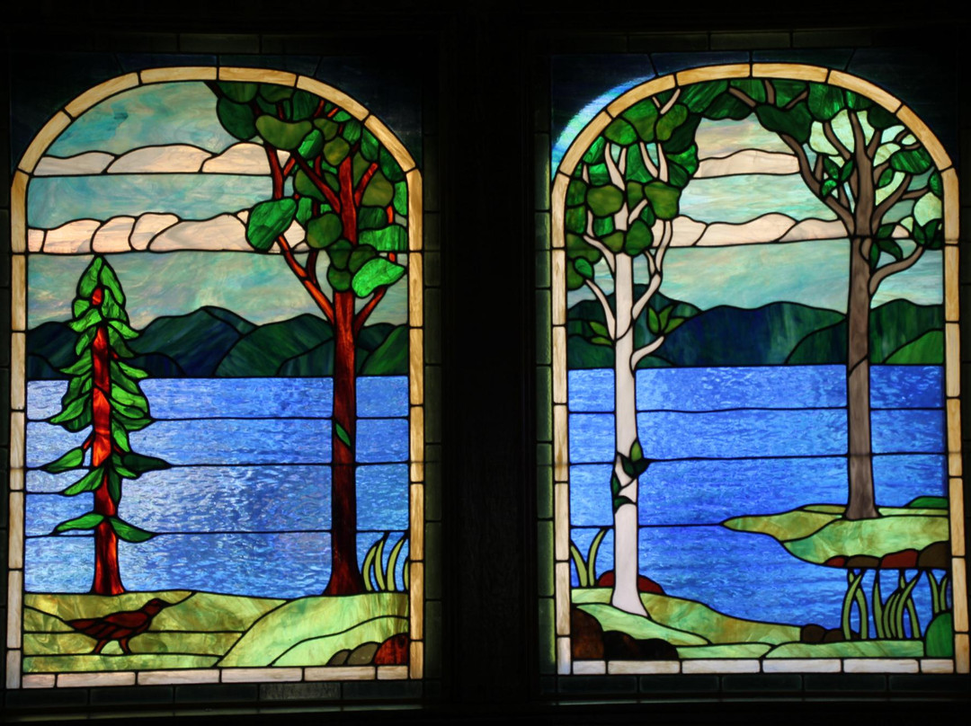 St. Eustace Episcopal Church-普莱西德湖必去景点