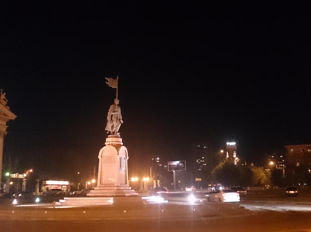 Aleksandr Nevsky Monument景点图片