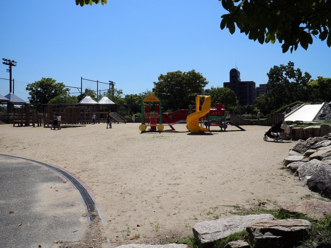 Momochi Central Park-福冈市必去景点