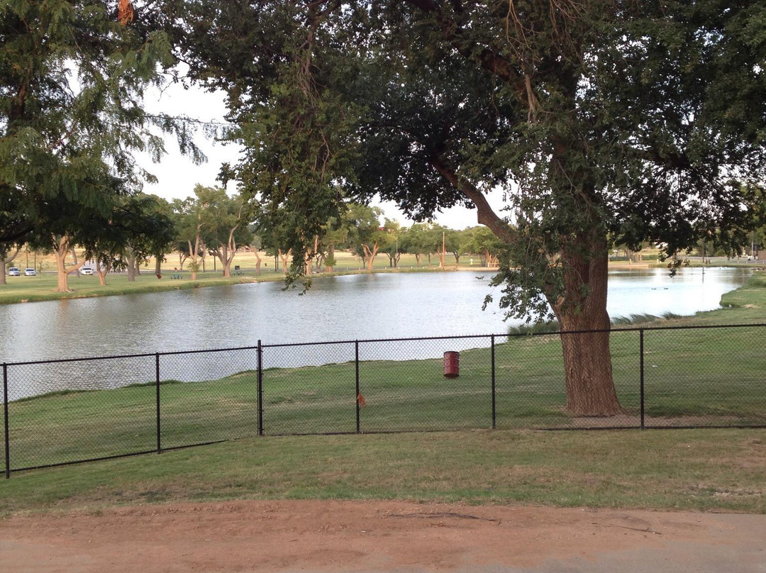 Mackenzie Park-拉伯克县必去景点