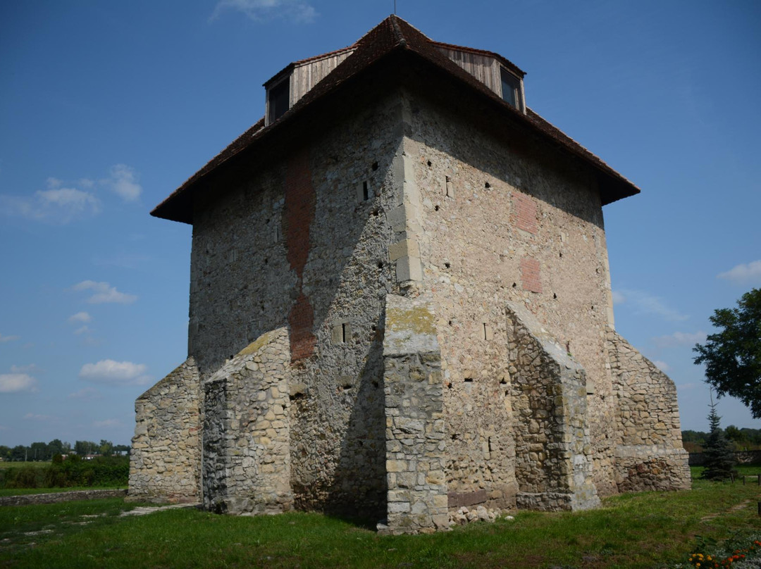 Szabadbattyan旅游攻略图片