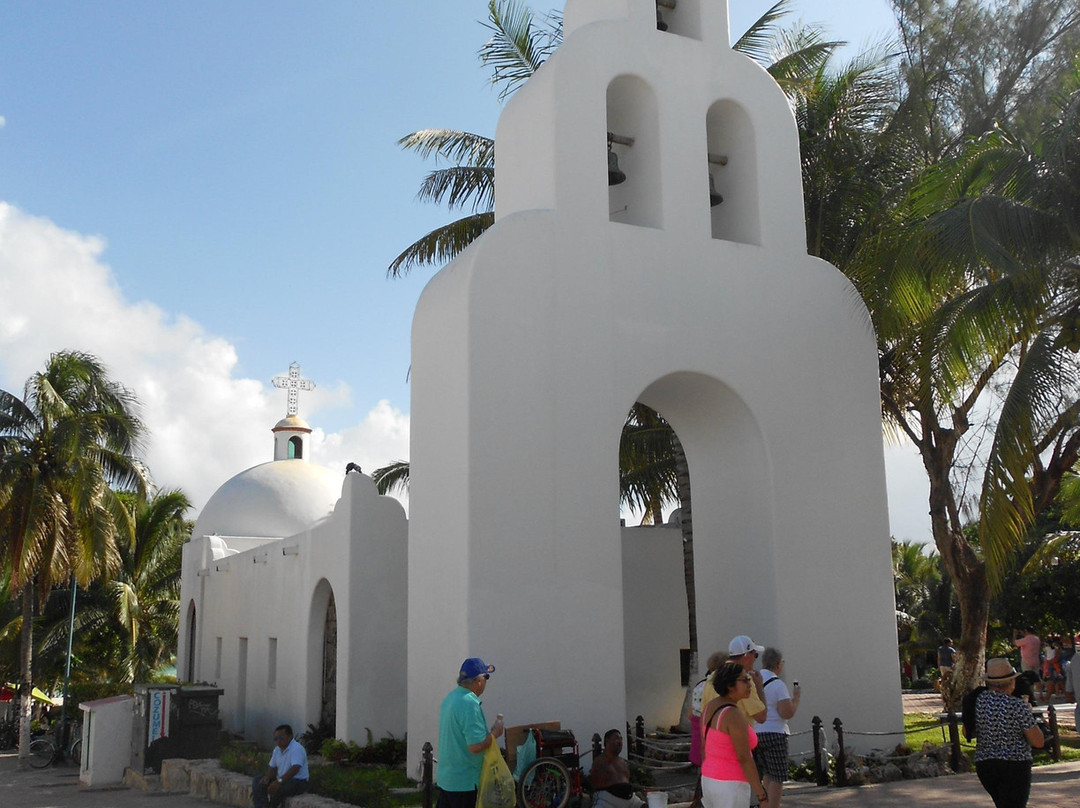 Nuestra Senora del Carmen Catholic Church景点图片