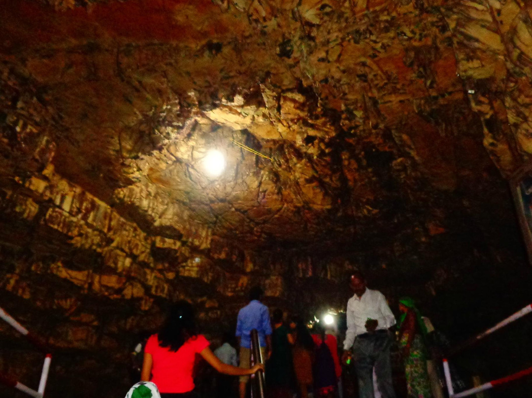 Gupt Godavari Caves-Chitrakoot Dham必去景点