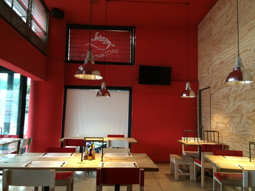 Il Trovatore Pizzeria