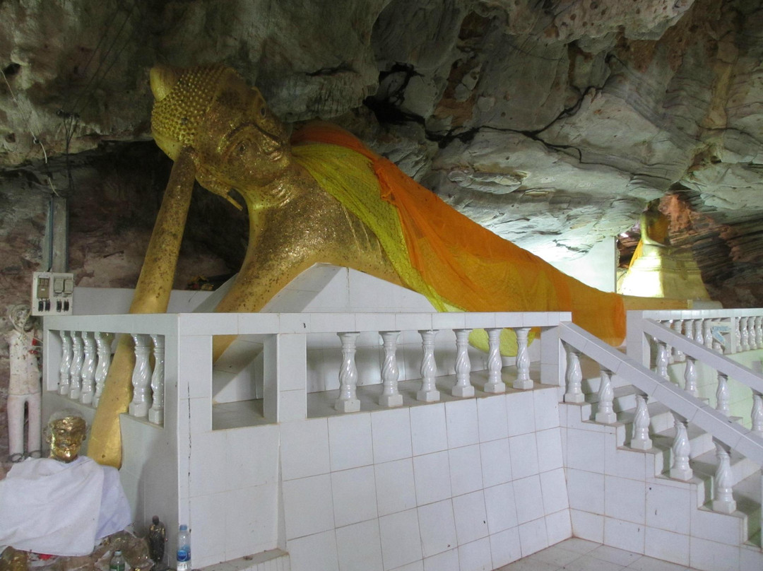 Wat Tham Khiri Wong景点图片