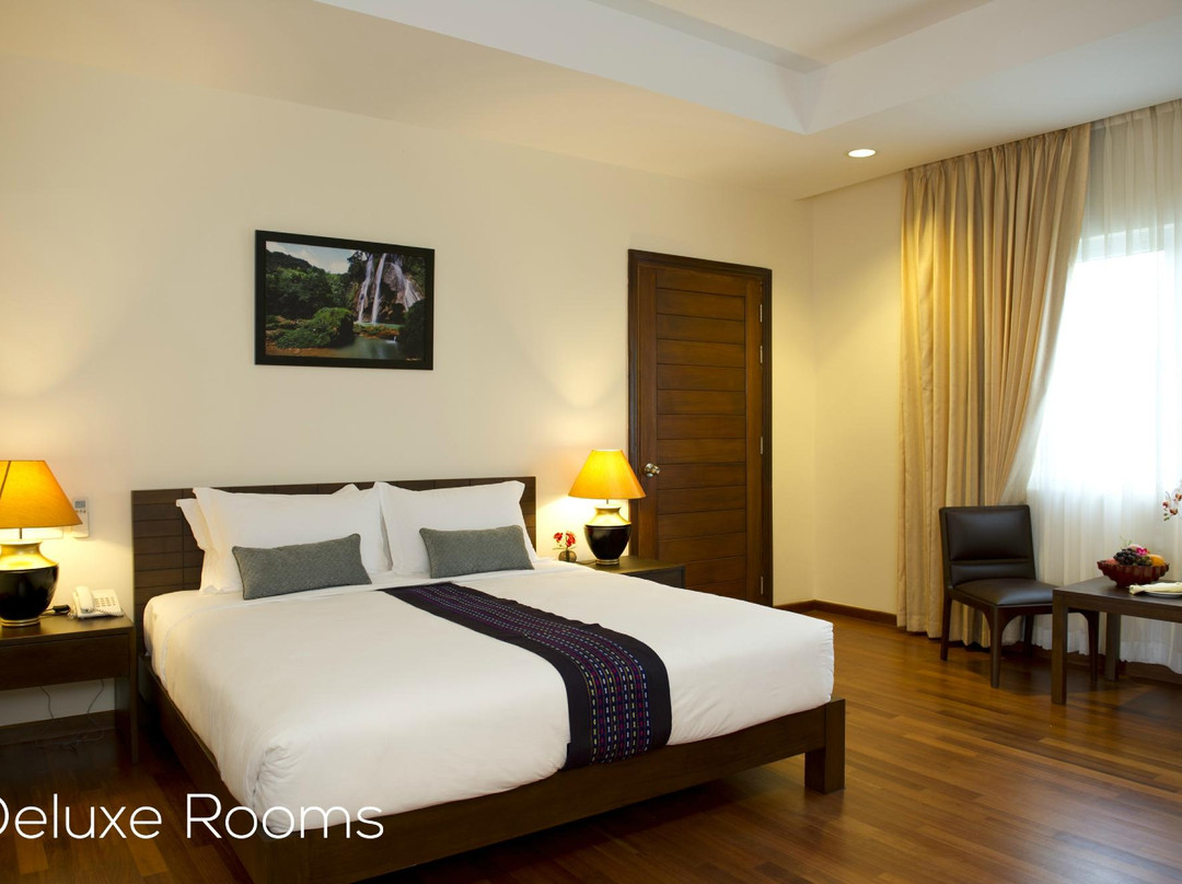 Emerald Palace Hotel