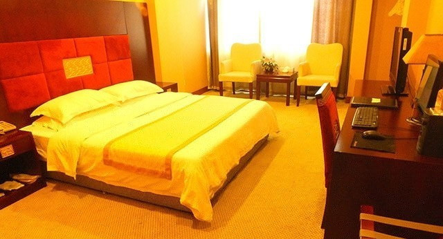 丽波大酒店主图