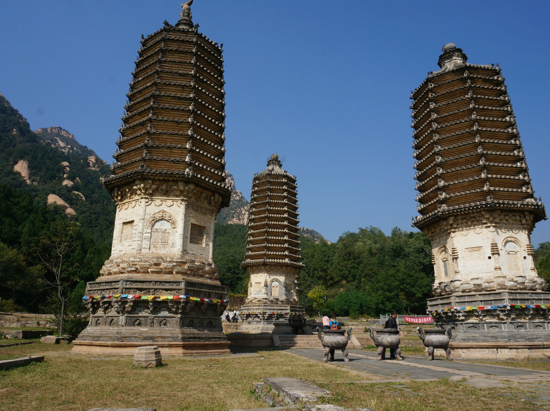 银山塔林-北京市必去景点