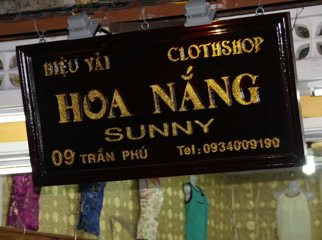 Sunny Tailor (Hoa Năng clothes shop )景点图片