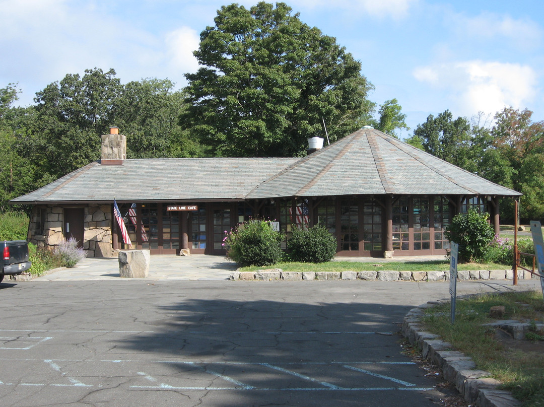 State Line Lookout (Lookout Inn)景点图片