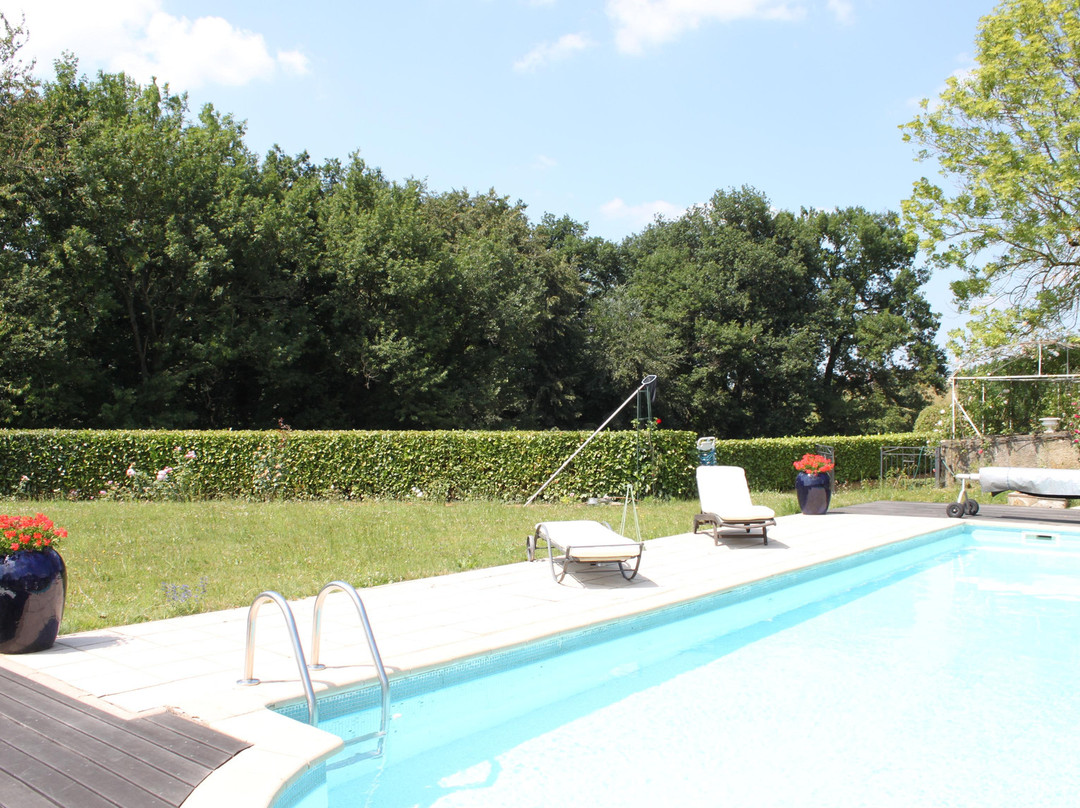 Maison d'Hotes Aux-Forets主图