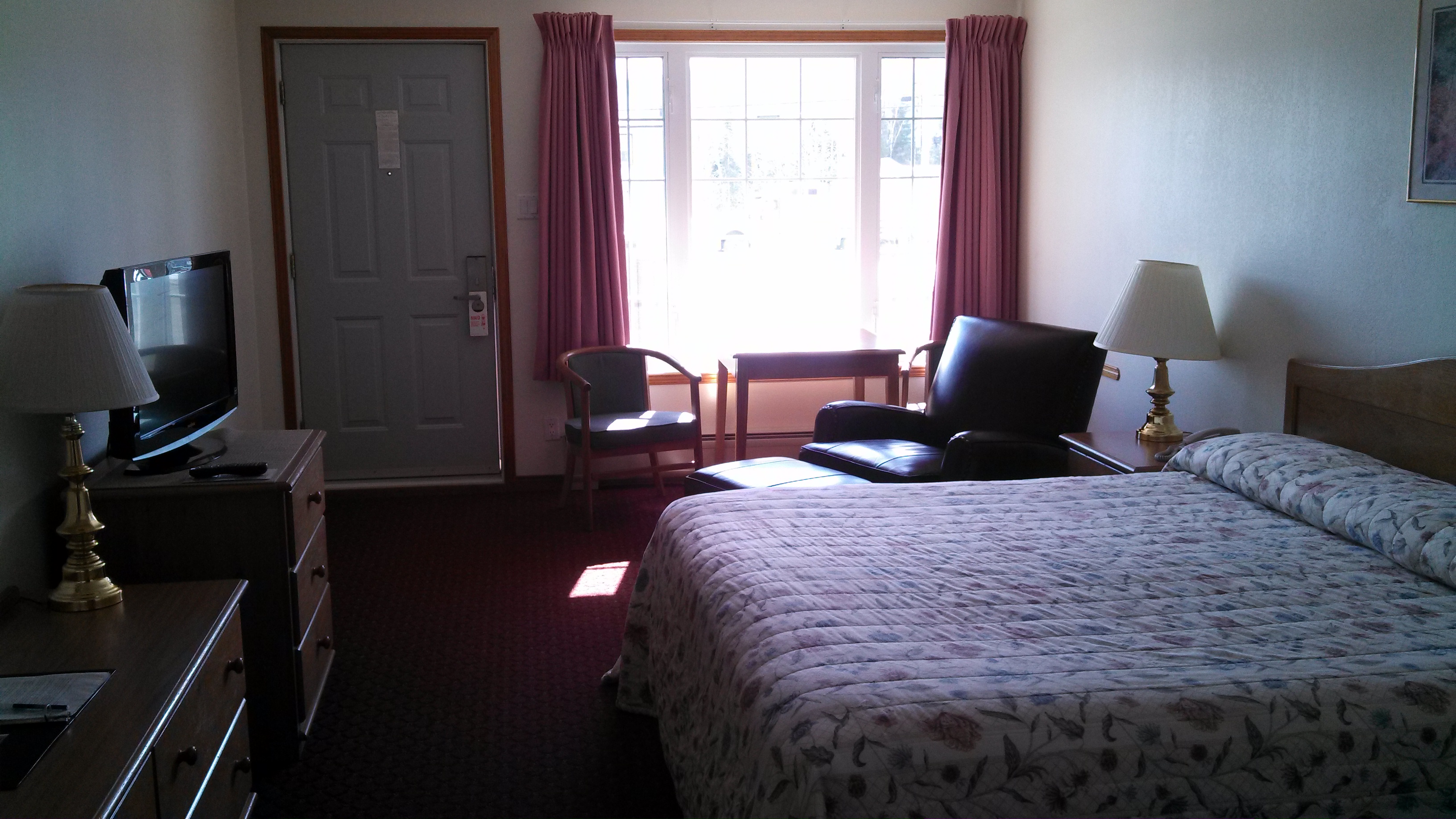 Bishops Country Inn Motel-官方