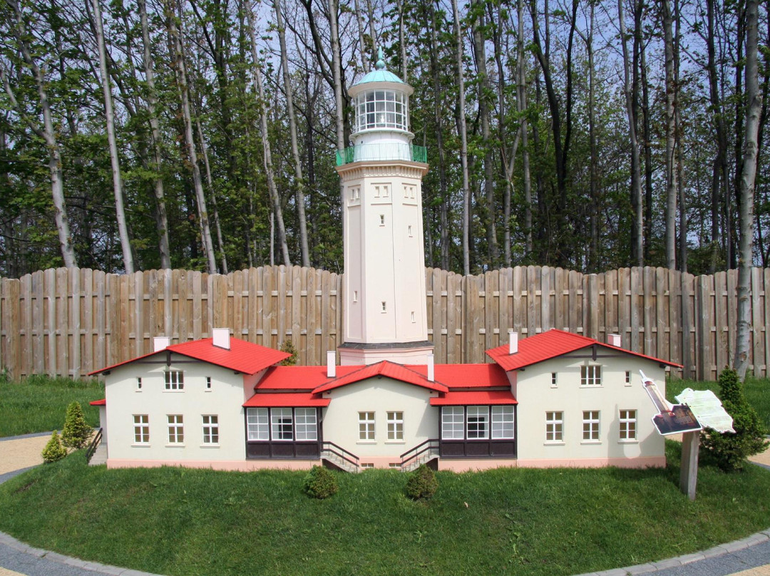 The Lighthouse Miniature Park景点图片