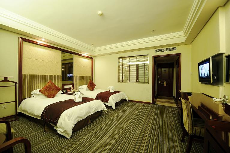 将军大酒店主图