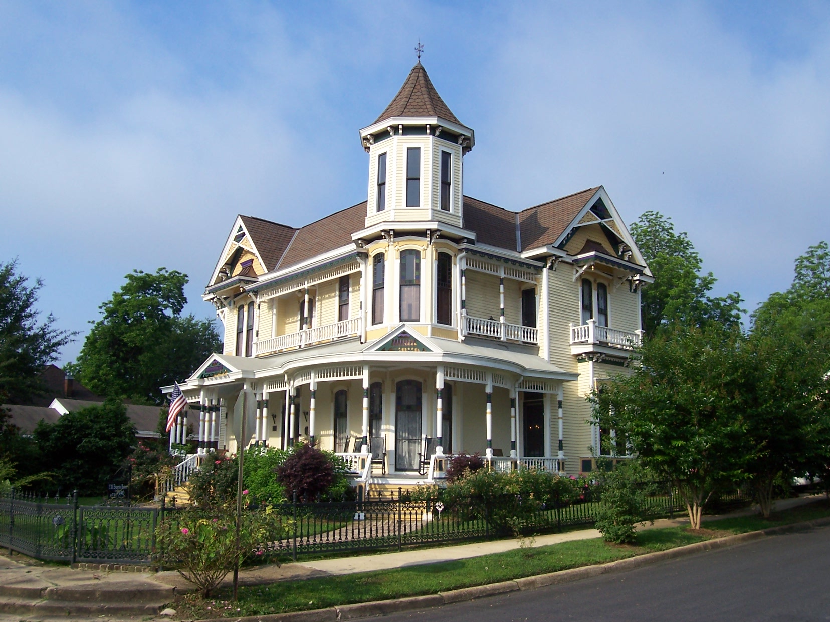 Painted Lady of Columbus Bed and Breakfast-官方
