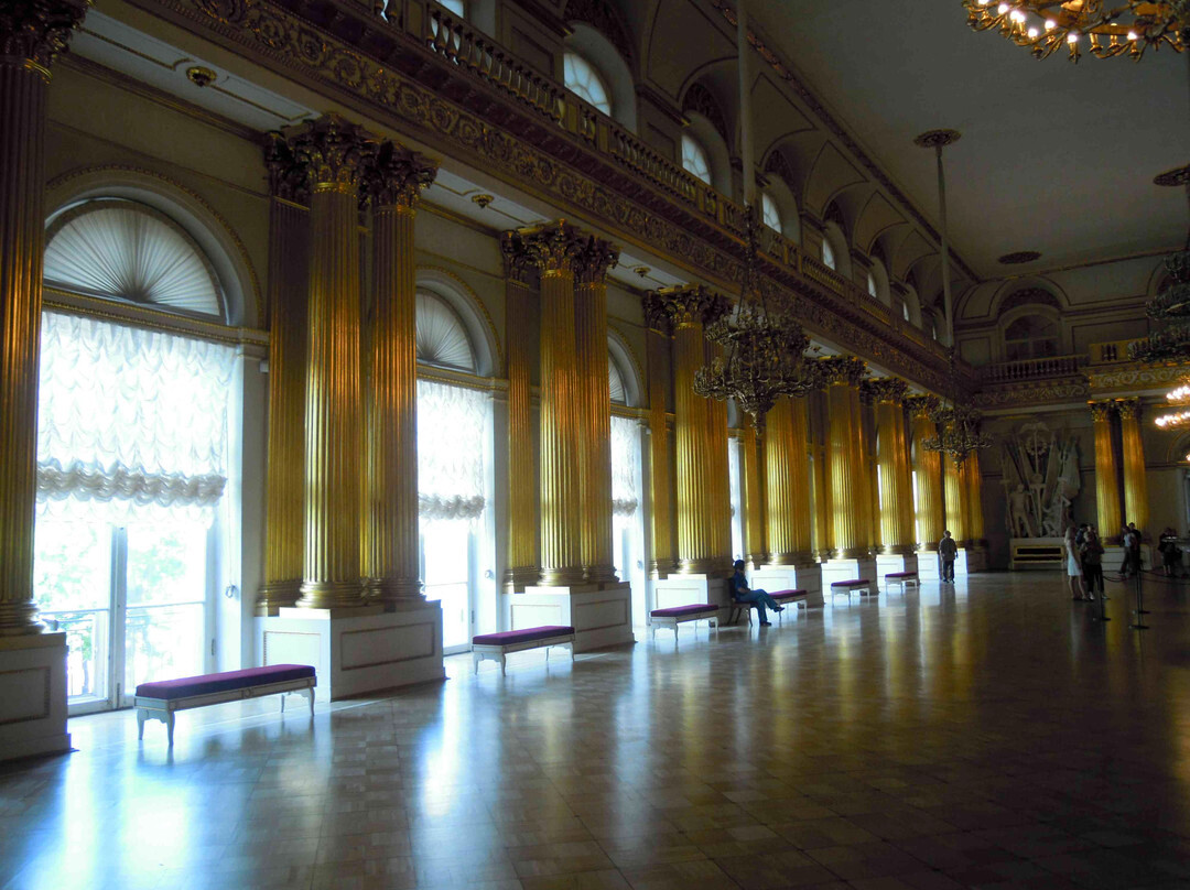 俄罗斯冬宫博物馆与冬宫-圣彼得堡必去景点