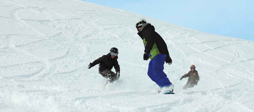 Madness Snowboard School景点图片