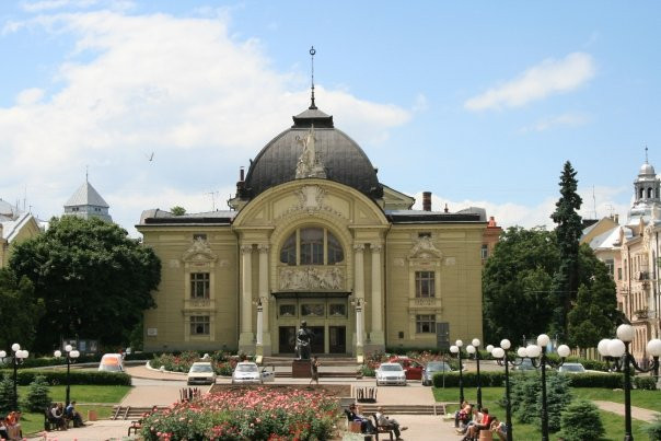 Chernivtsi Drama Theatre-Chernivtsi必去景点