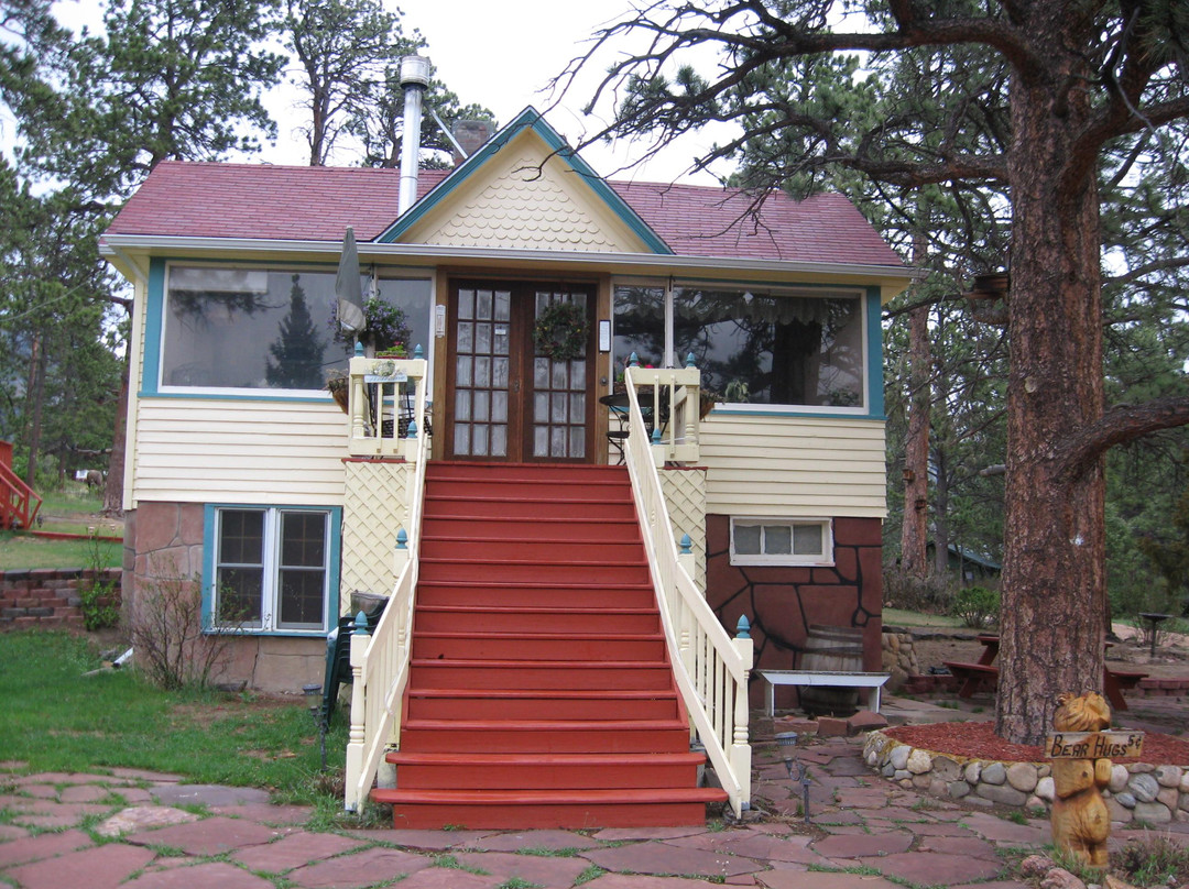 Red Feather Lakes酒店住宿-Gilded Pine Meadows Bed and Breakfast