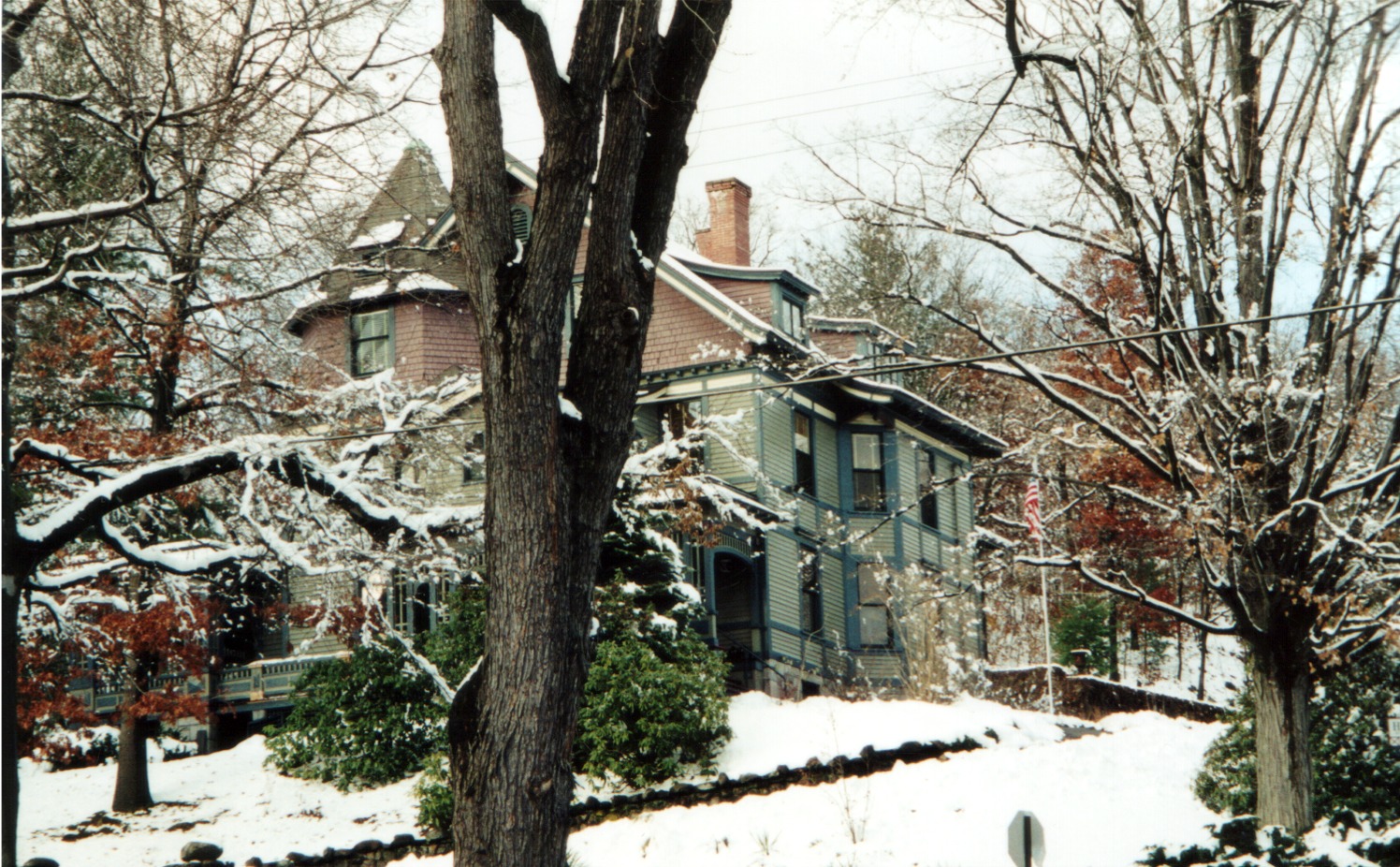 House on the Hill-客卧
