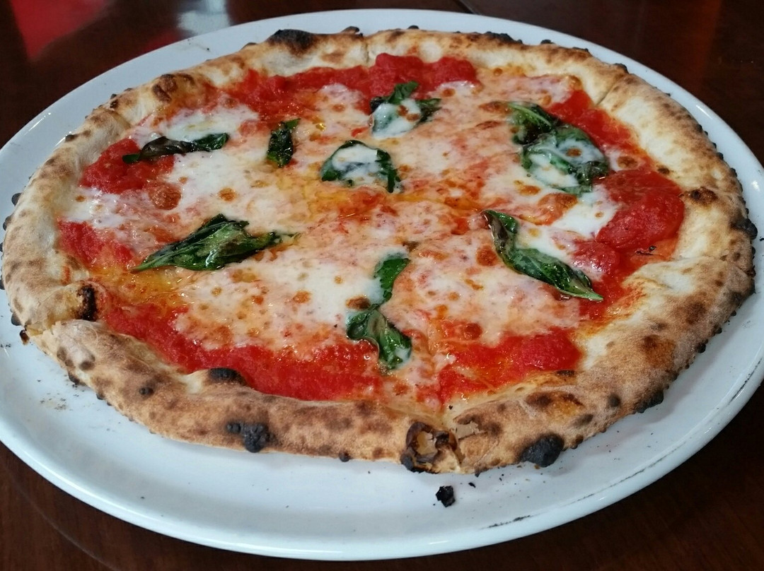 ピッツァ サルヴァトーレ クオモ 浦安店