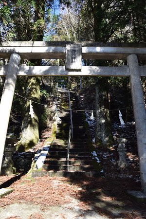 Nishiteru Shrine-美马市必去景点