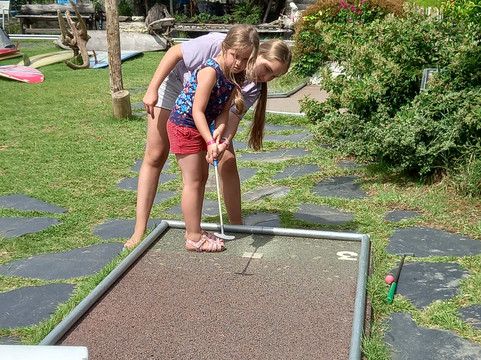 MiniGolf de Pontaillac-鲁瓦扬必去景点