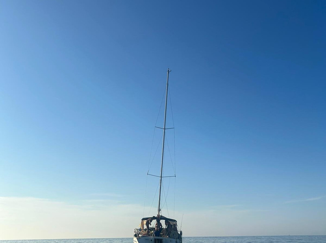 RaintownSailing-Mahon必去景点