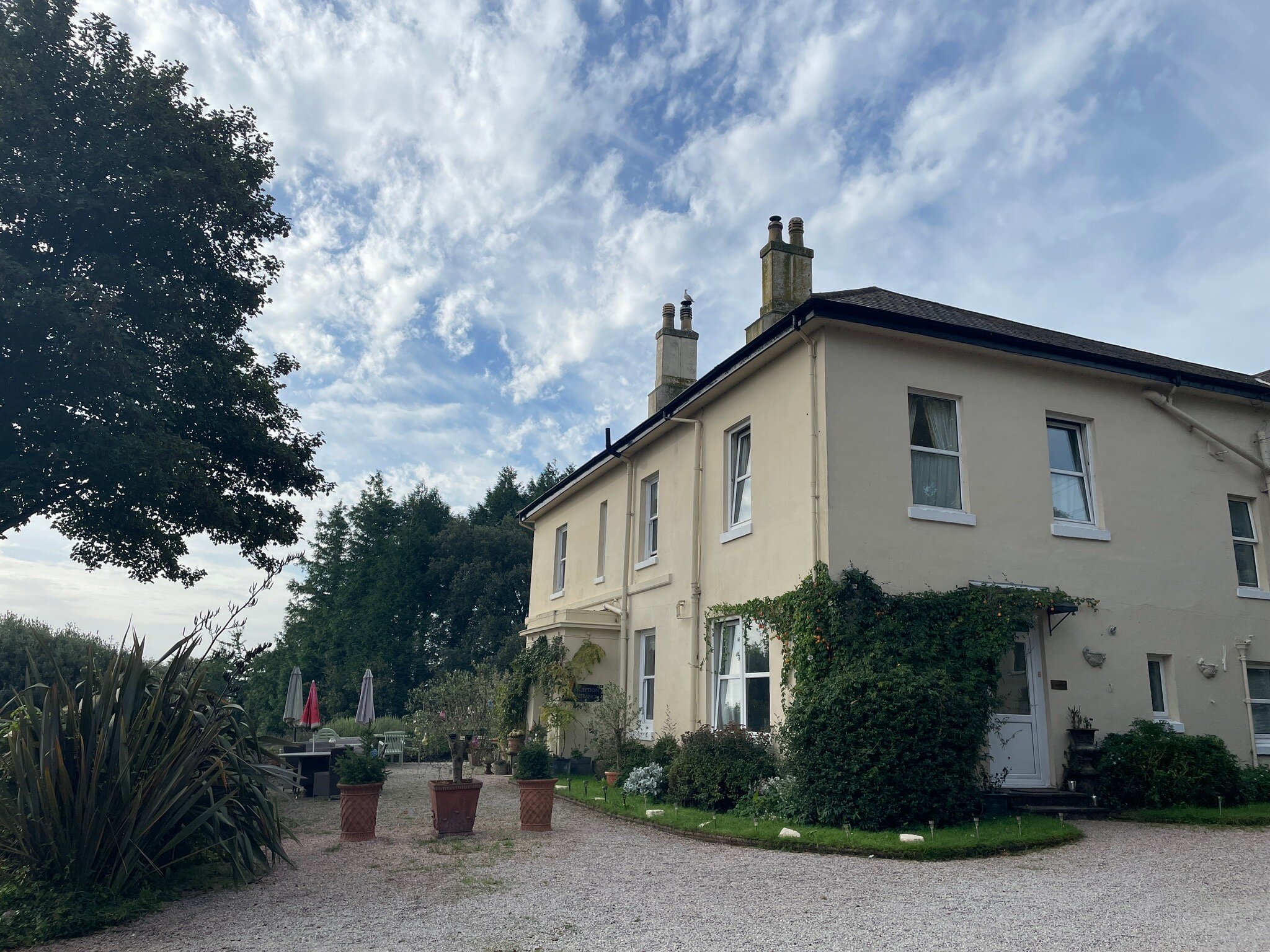 Bowden House-官方