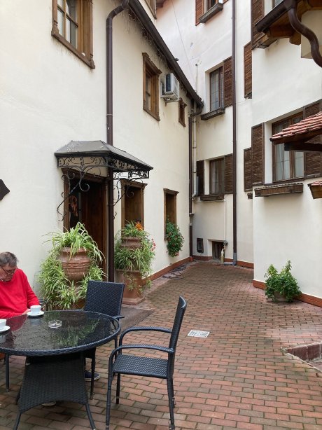 弗朗卡旅馆-官方