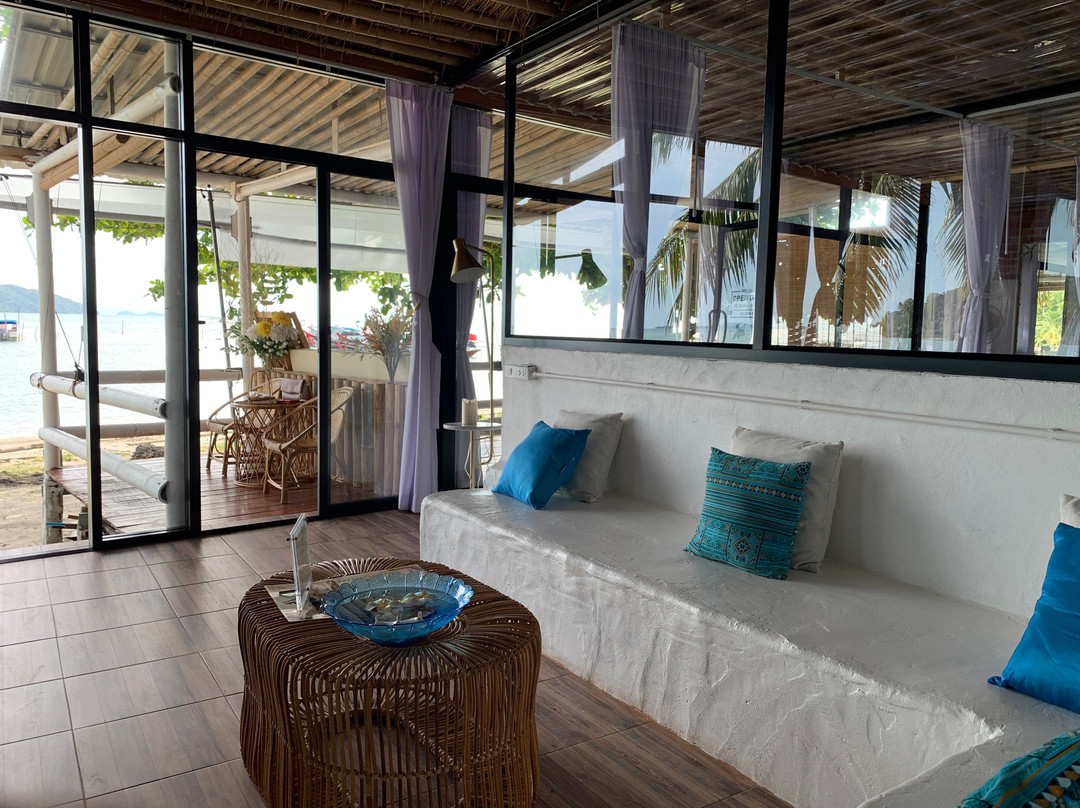 A Serene Beach Spa - Koh Samui-塔林必去景点