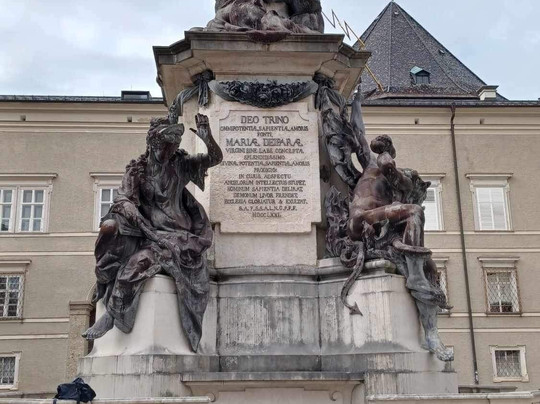 Mariensäule-萨尔茨堡必去景点