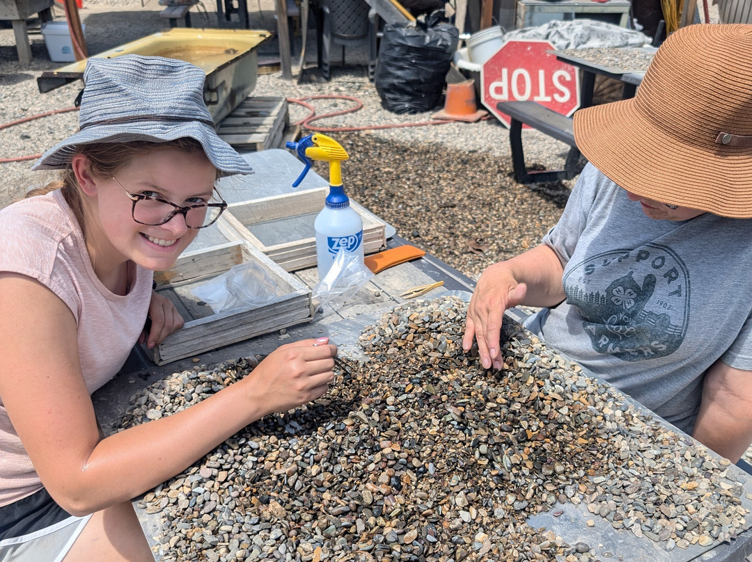 Montana Blue Jewel Mine-赫勒拿必去景点