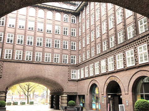 first date public quiz Hamburg