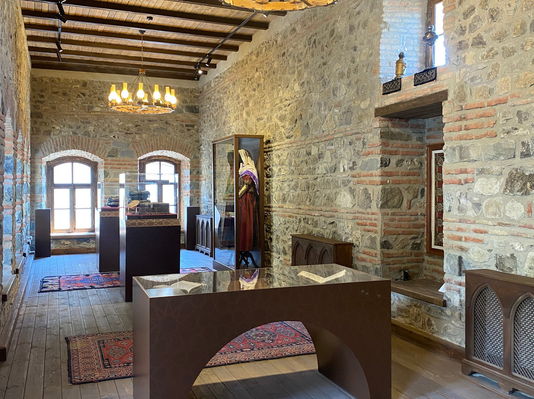 Sheki Khan's Mosque Complex-舍基必去景点