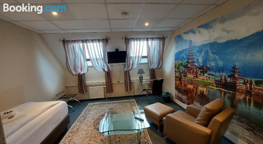 Rothenberger Apartments主图