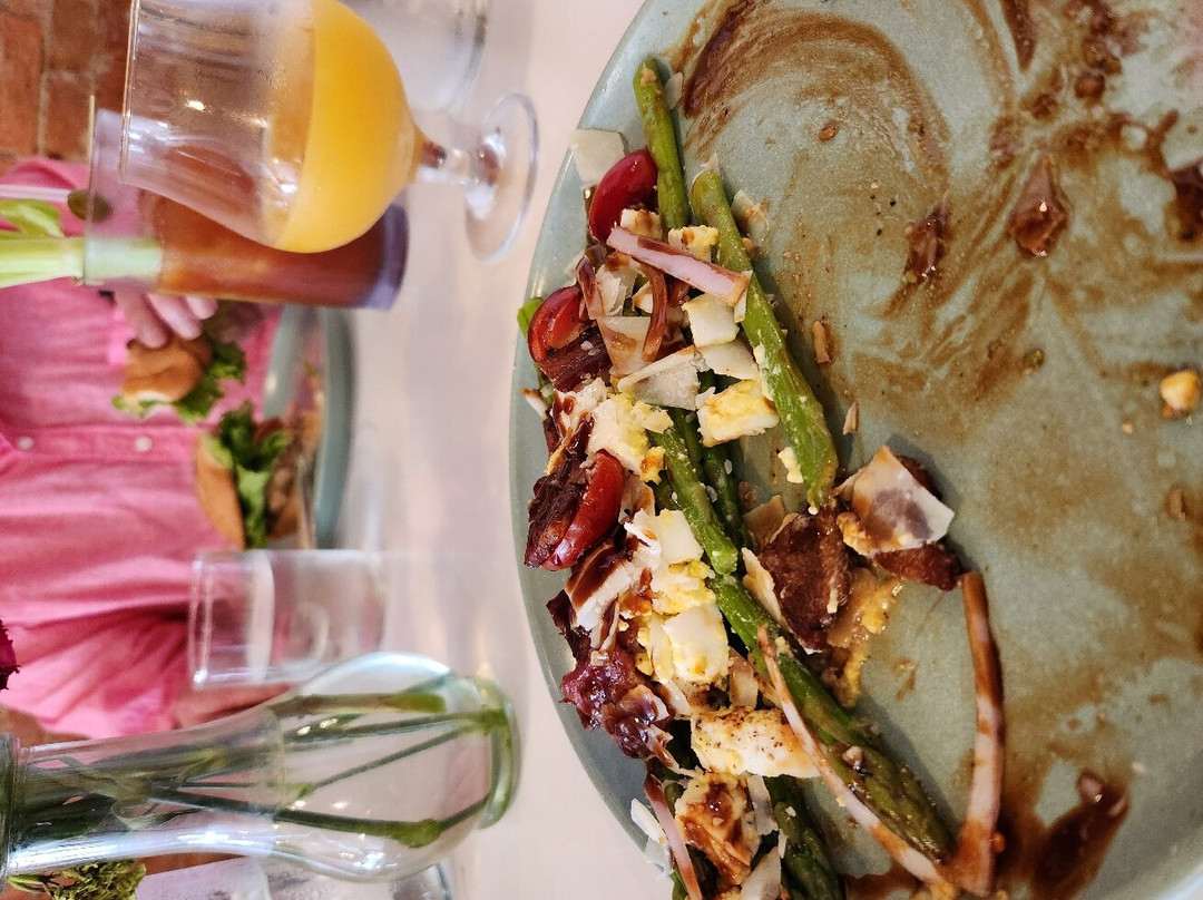 Sly's Seafood & Company