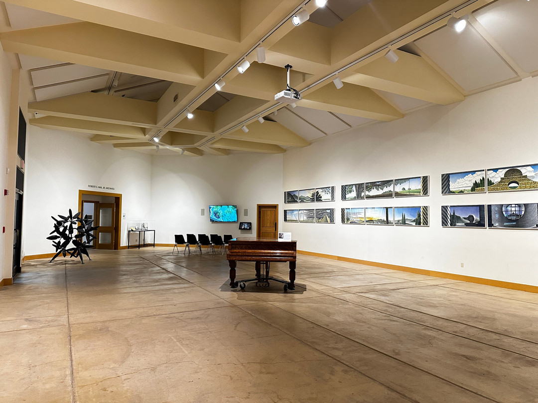 Old Jail Art Center景点图片