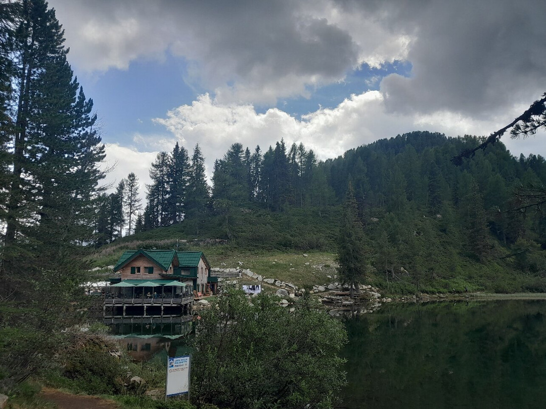Lago delle Malghette景点图片