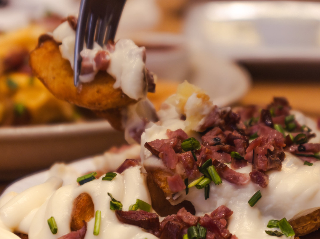 Chapa Quente - Brazilian Traditional Burger