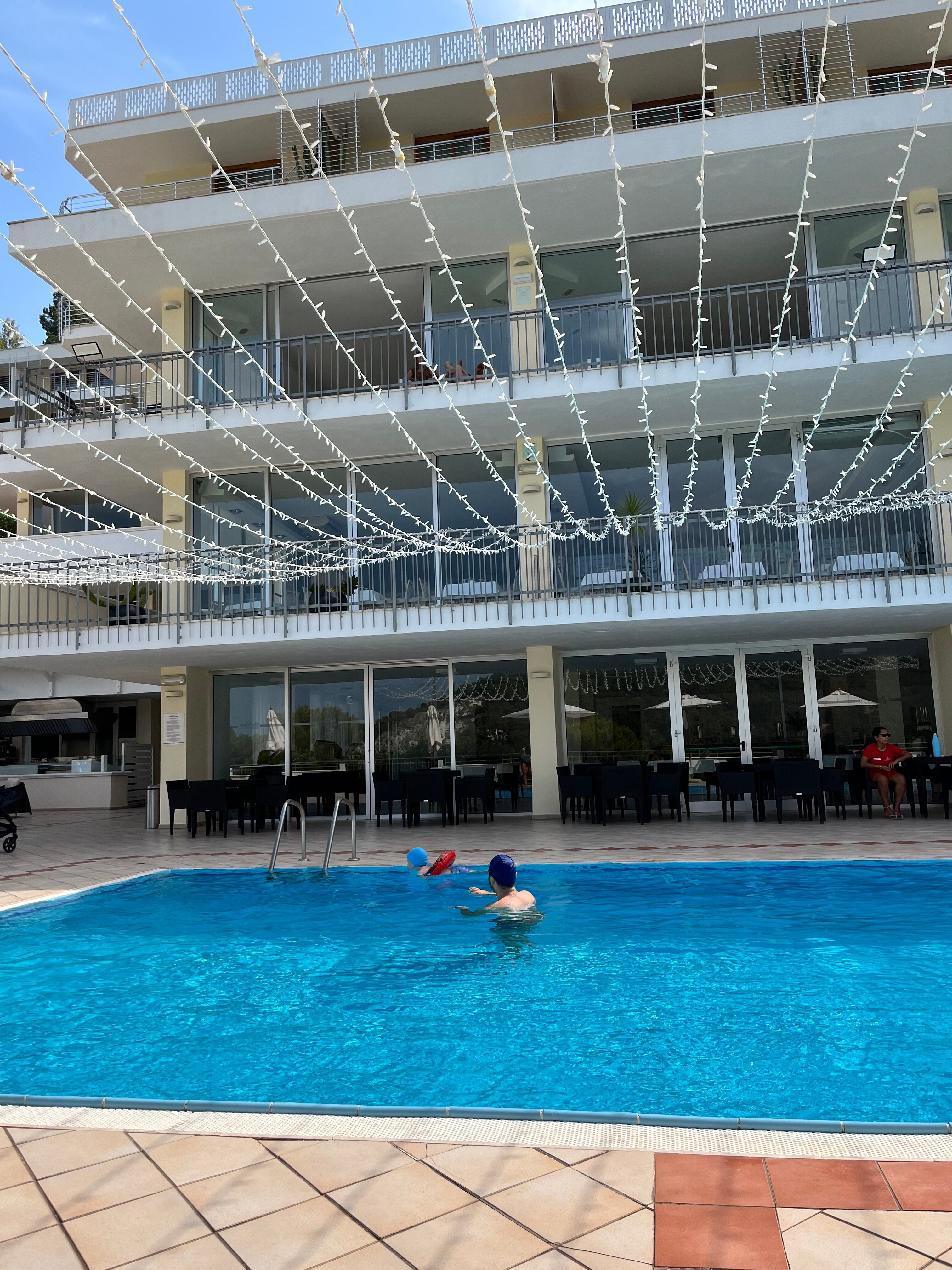Hotel del Faro-泳池